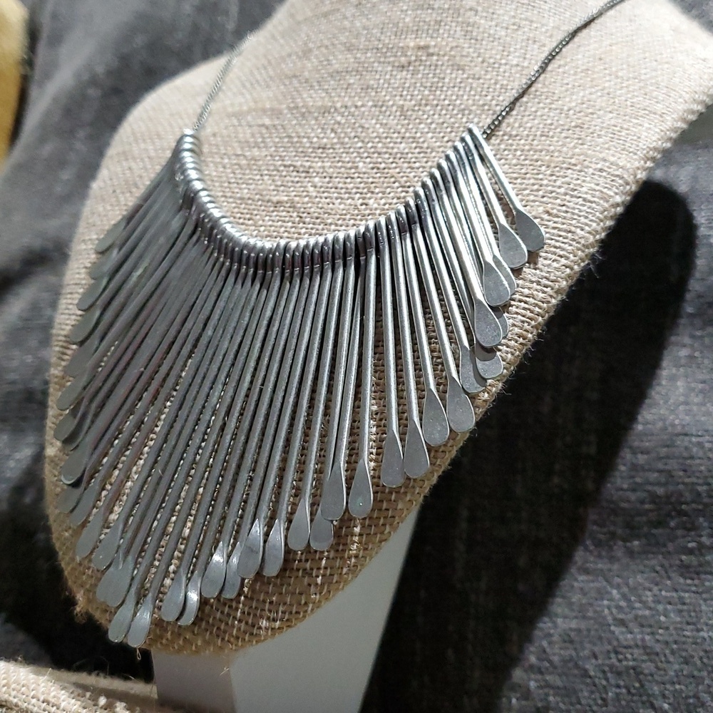BIB INDIAN FAN Statement necklace 17 INCH W 2 INCH EXTENSION SILVERTONE